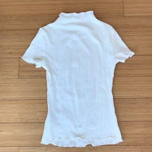 White ribbed t-shirt